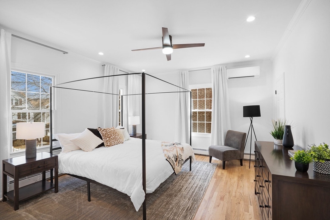 Building Photo - 16 Union St