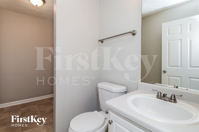 Building Photo - 5629 Norman Dr