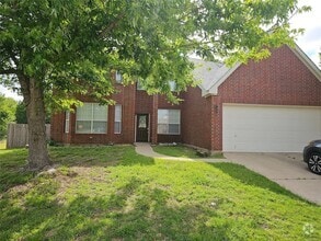 Building Photo - 7023 Greenspoint Dr