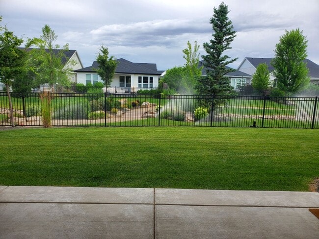 Building Photo - Newer Star Single Family Home!!!