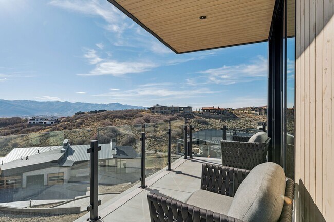 Building Photo - 3404 Wapiti Cyn Rd