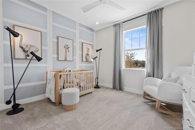 Building Photo - 823 SW Pr Ave