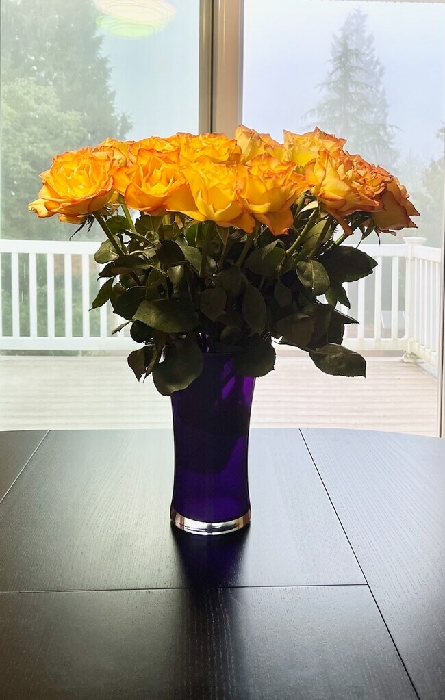 Building Photo - 7460 SW Elmwood St