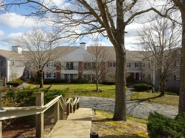 Building Photo - 69 Highview Dr