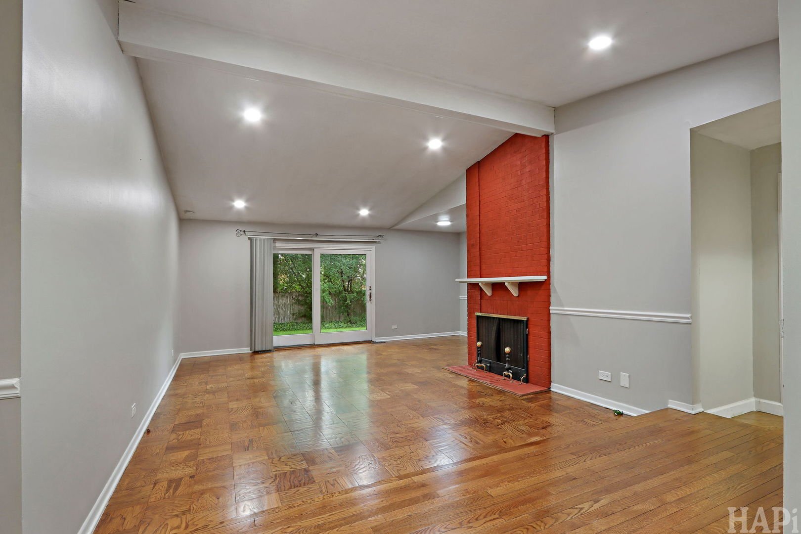Building Photo - 1540 N Pepper Tree Dr
