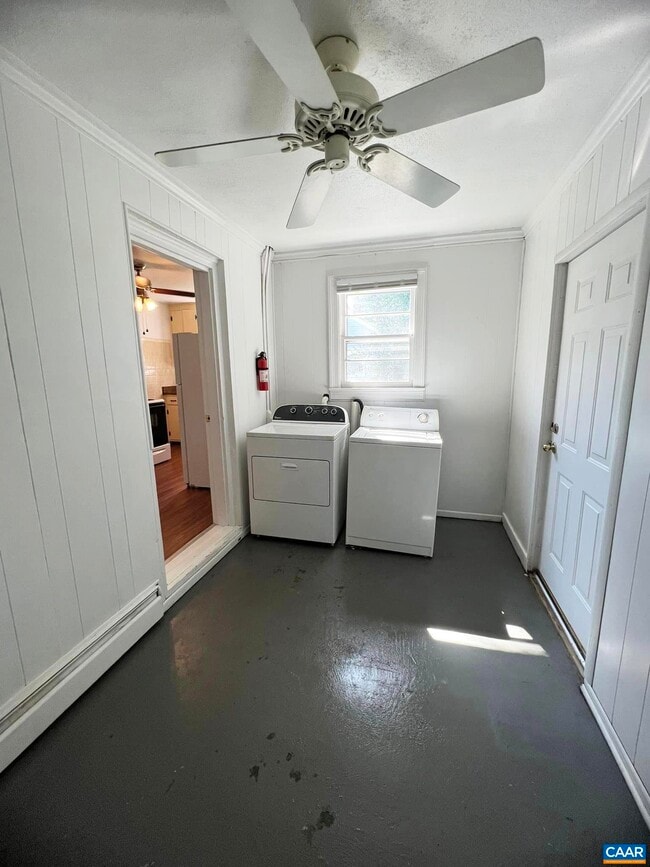 Building Photo - 1101 Grove St