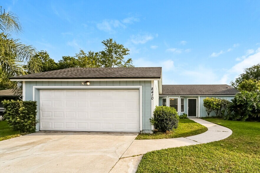 Primary Photo - 8410 Spicewood Dr