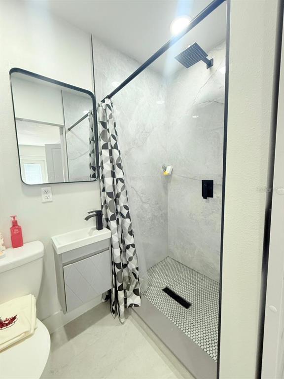 Building Photo - 4703 Windwood Dr
