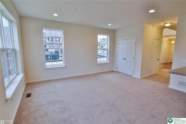 Building Photo - 1402 Caspian St