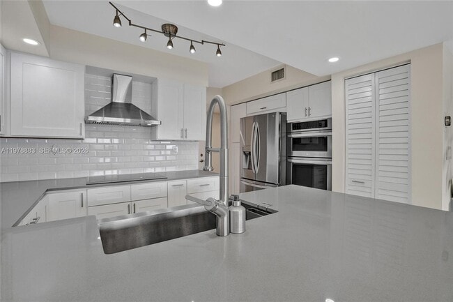 Building Photo - 20822 San Simeon Way