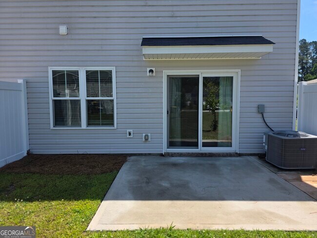 Building Photo - 541 Gov Treutlen Cir