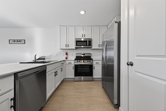 Building Photo - 28923 Great Cyn Dr