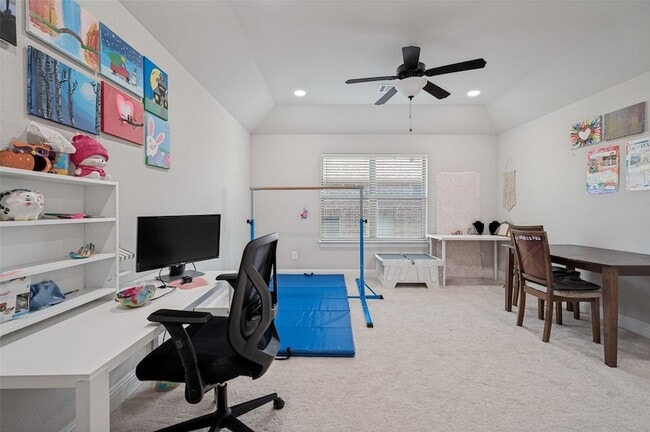 Building Photo - 15807 Thorn Apple Rd