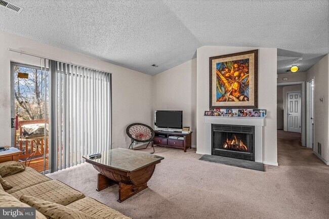 Building Photo - 656 Covington Ct