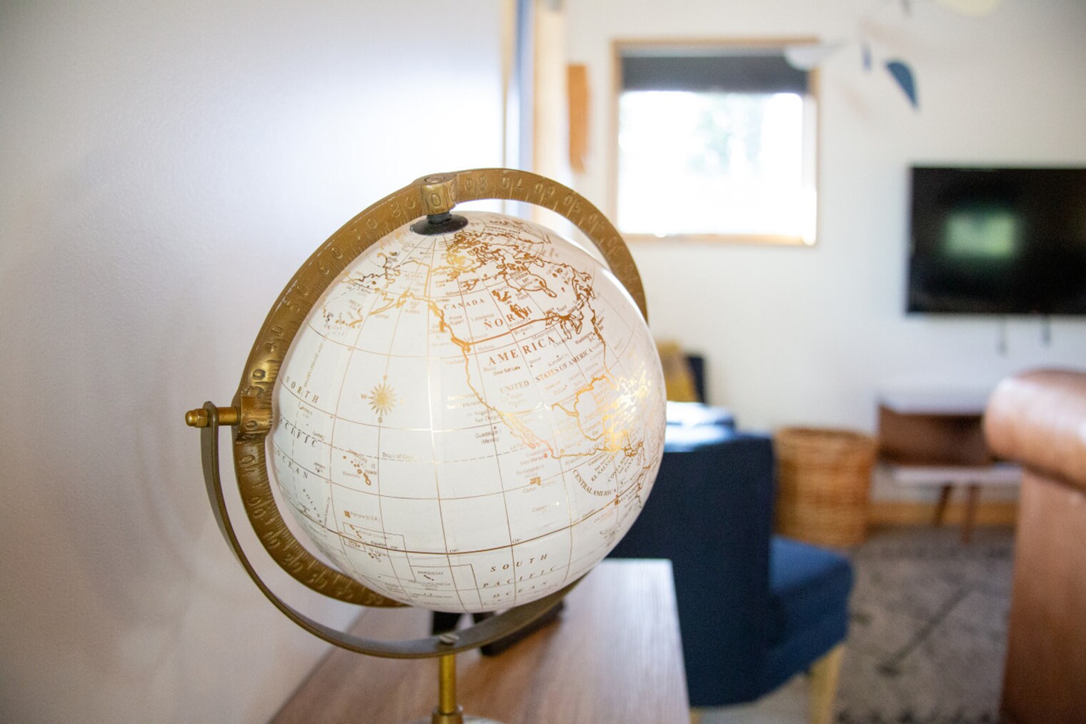 Building Photo - 602 N Willson Ave