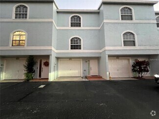 Building Photo - 751 Pinellas Bayway S
