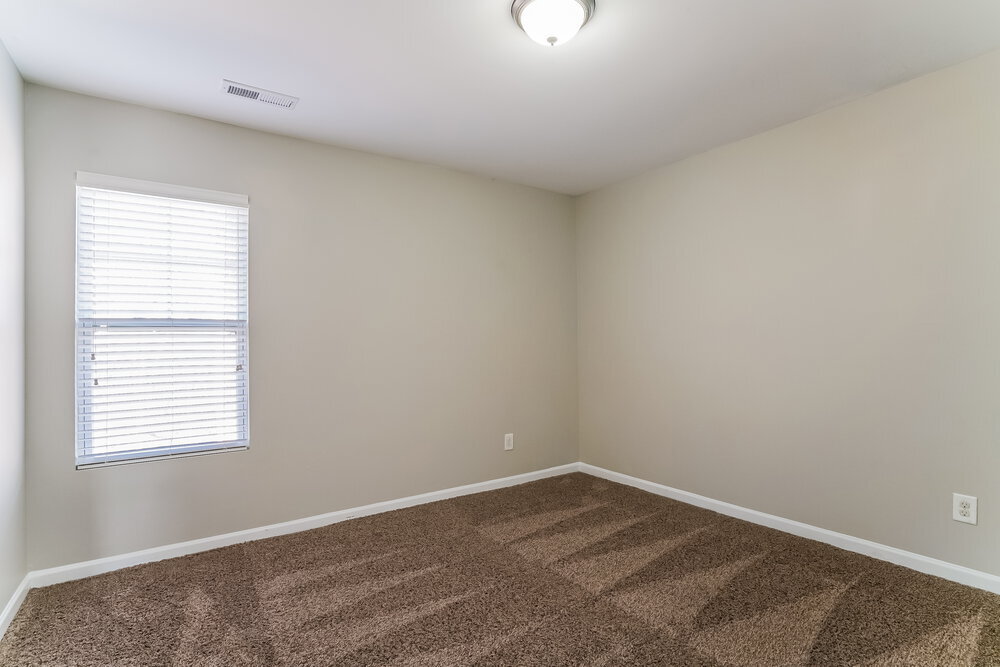 Building Photo - 167 Woodcreek Ln