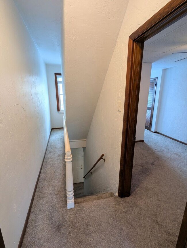 Building Photo - 118-120 S 25th St