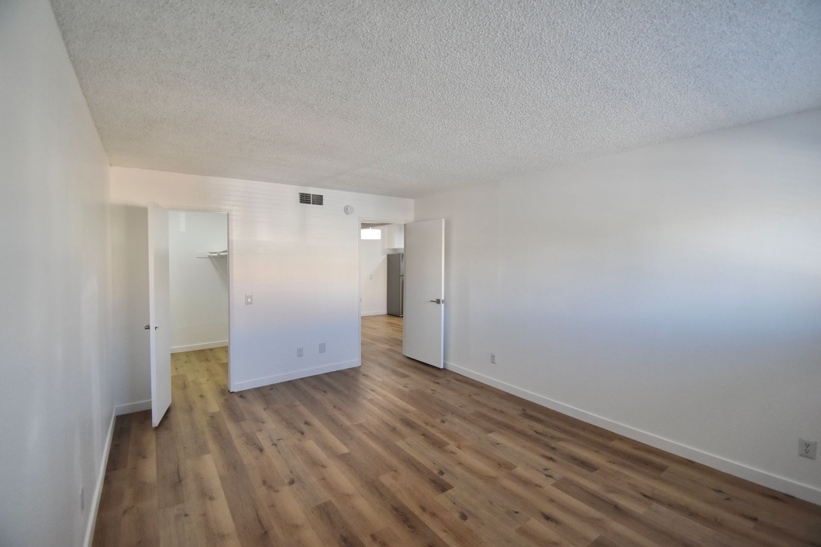 Building Photo - 13800 Sherman Way