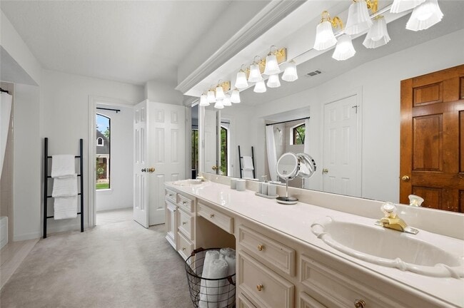 Building Photo - 14022 Champions Hamlet Ct