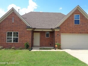 Building Photo - 1126 River Wood Creek W