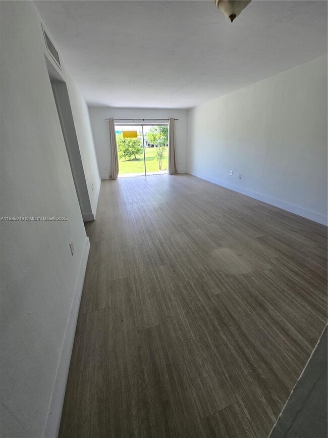 Building Photo - 7660 SW 82nd St