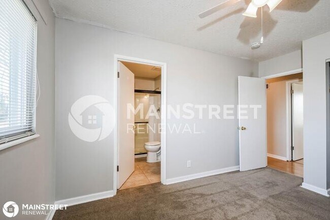 Building Photo - 1716 SPRINGHILL DR, OFALLON, MO 63366
