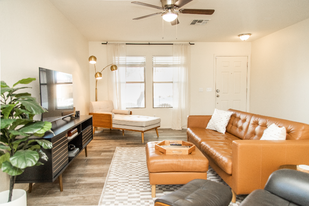 Building Photo - 12979 N Yellow Orchid Dr