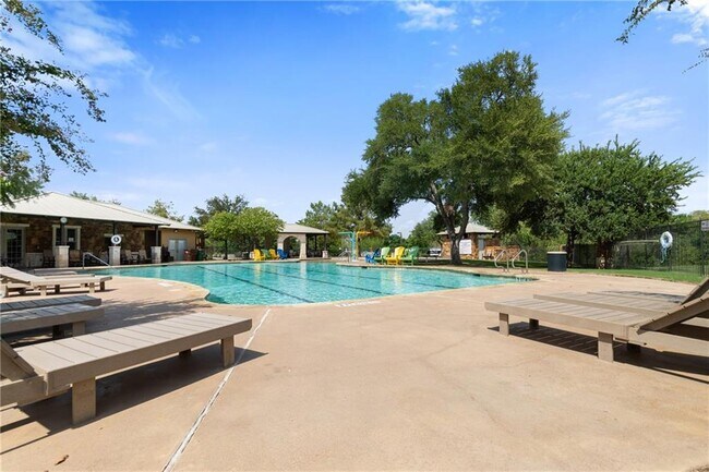 Building Photo - 2949 Consuelo Wy