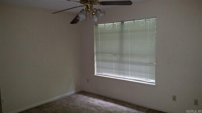 Building Photo - 1805 Reservoir Rd