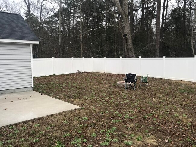 Building Photo - 532 Arbor Dr