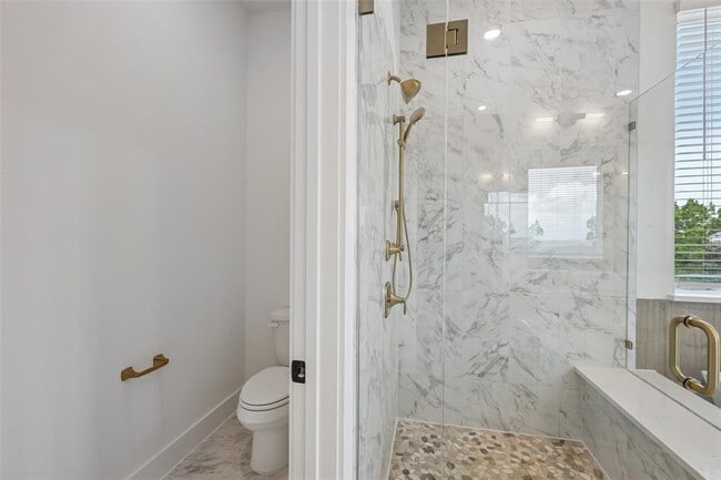Building Photo - 4908 Turquesa Dr