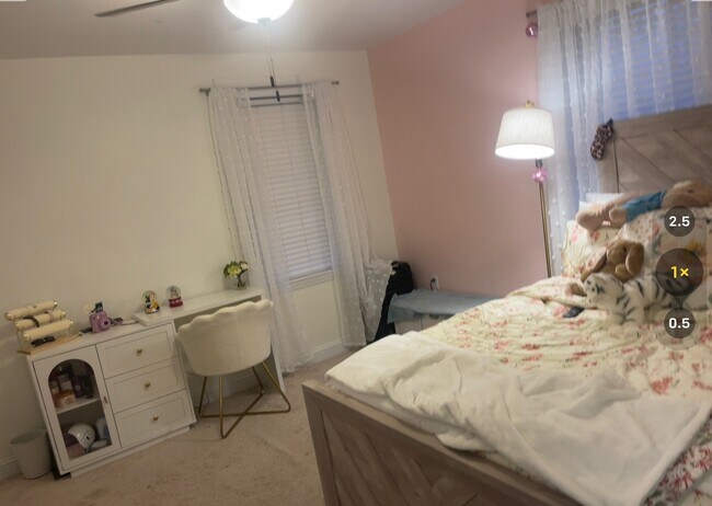 Building Photo - 25 Thornton Ave