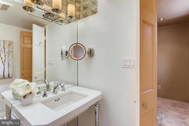 Building Photo - 2919 Elliott St