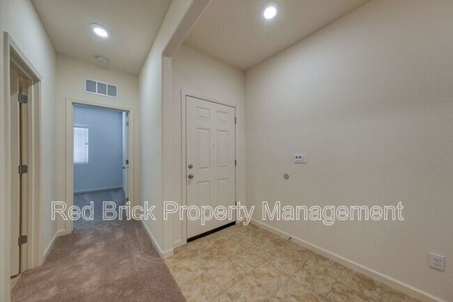 Building Photo - 4273 Theresa Ln