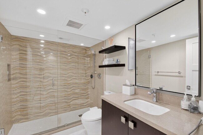 Building Photo - 3400 S Ocean Blvd