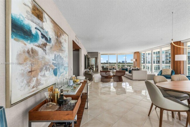 Building Photo - 16400 Collins Ave