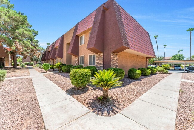 Building Photo - 4360 Sandy River Dr