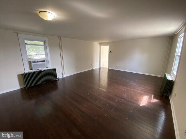 Building Photo - 101 Karrs Ln