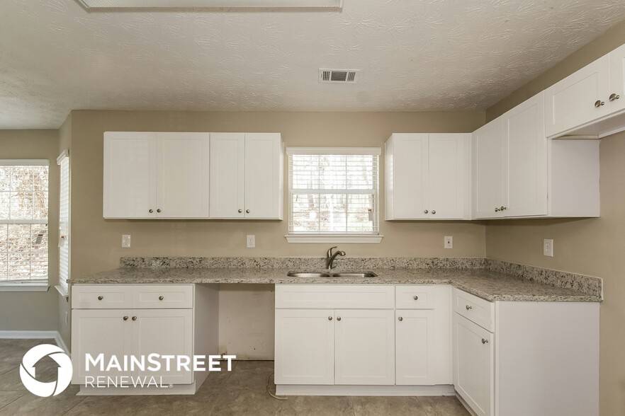 Building Photo - 5510 Perching Pl
