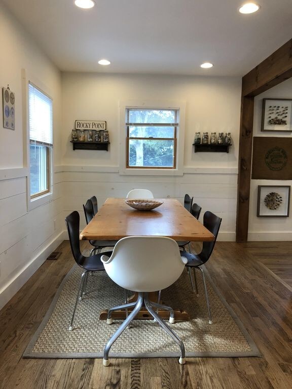 Building Photo - 30 Point Breeze Dr