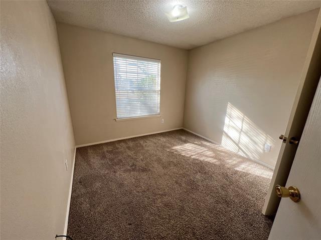 Building Photo - 3203 Athens Dr