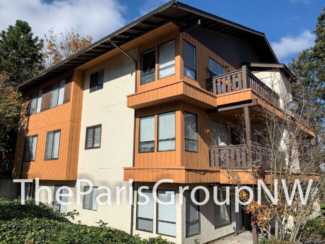 Building Photo - Big & Beautiful South Seattle 2BR/2BA