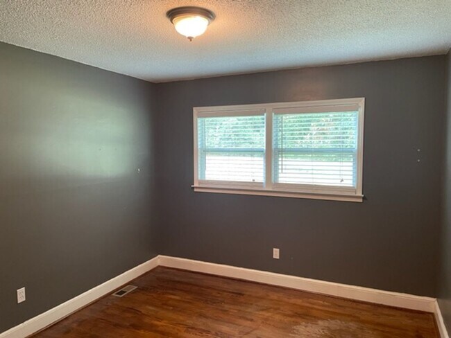 Building Photo - Coming Soon!