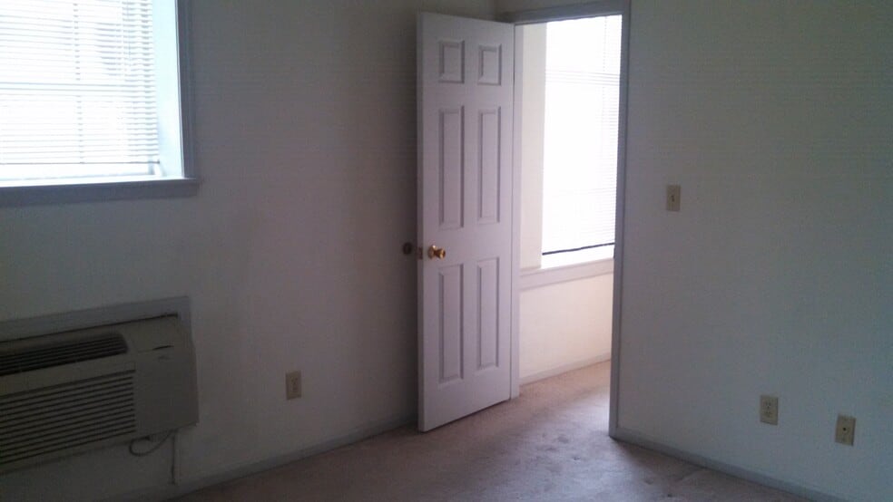 Loft 101 Bedroom Entrance - 221 E Mifflin St
