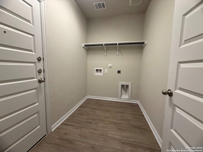 Building Photo - 5432 Cibolo Pass