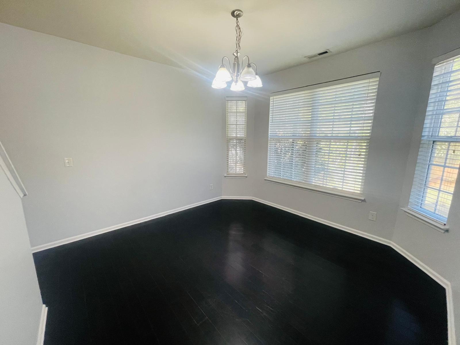 Building Photo - 3819 Fircrest Dr