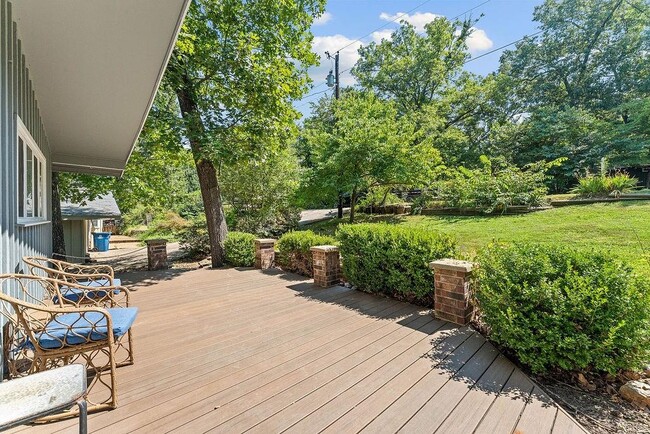 Building Photo - 16 Duvall Ln