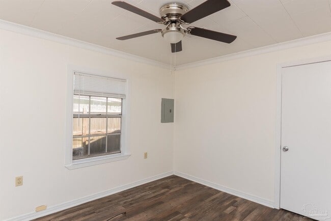 Building Photo - 802 Rue Max St