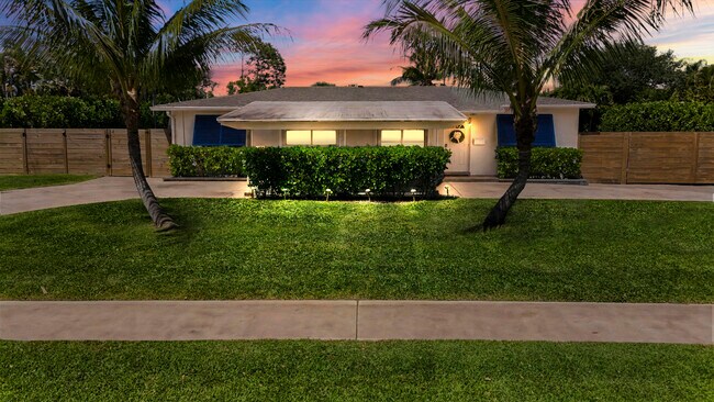 Building Photo - 549 Fairwind Dr